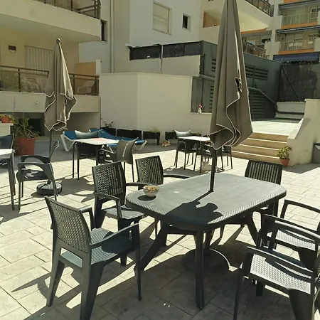 En El Corazon De Edificio Senator Salou